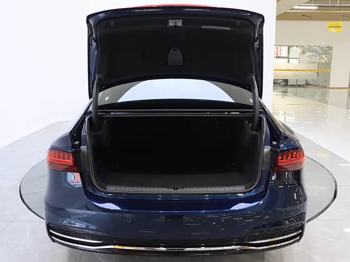 Audi A7L 2022 55 TFSI quattro S-line — фото 7