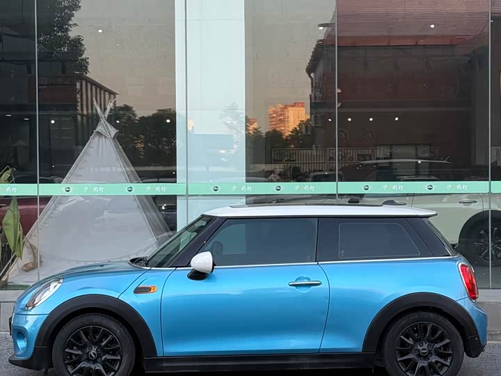 MINI Hatch — фото 2
