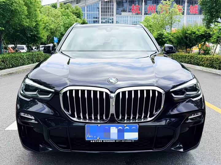 BMW X5 xDrive30i M спортпакет — фото 2