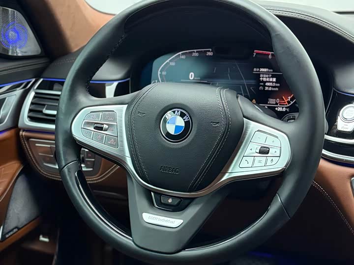 BMW 7-Series 2019 750 Li x Drive V 8 — фото 17