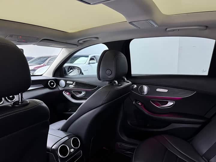 Mercedes-Benz C-Class C 260 L — фото 10