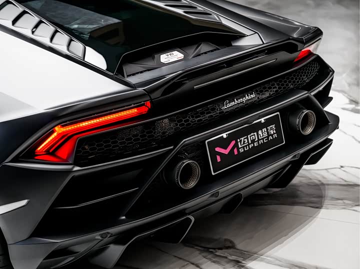 Lamborghini Huracán 2020 Huracán EVO RWD — фото 8