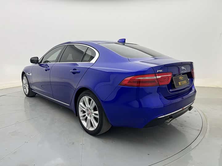 Jaguar XEL 2019 2.0 T 200 PS — фото 8