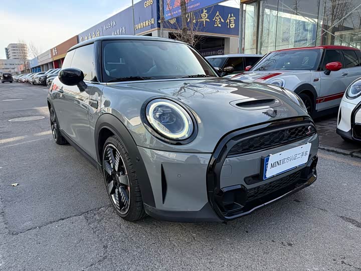 MINI Hatch — фото 1