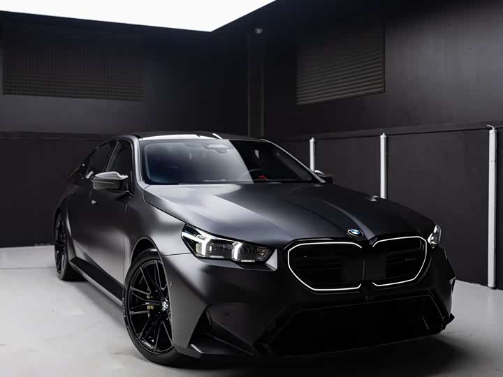 BMW M5 2025 M 5 — фото 1
