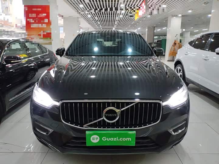 Volvo XC60 2021 T 5 4 WD — фото 3