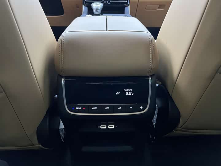 Trumpchi GS8 2024 2.0 TGDI 4 WD 7 — фото 24