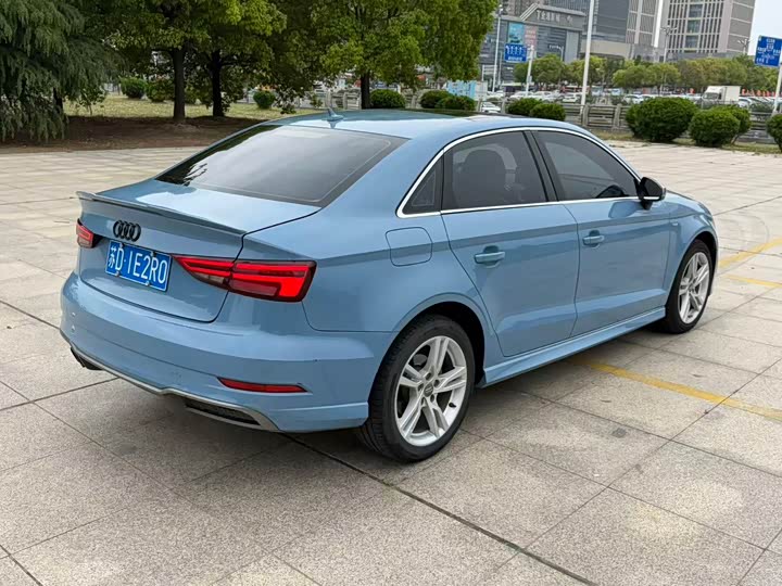 Audi A3 2018 30 Limousine 35 TFSI — фото 9