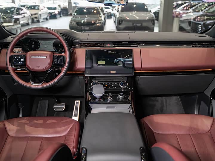 Land Rover Range Rover Sport — фото 13