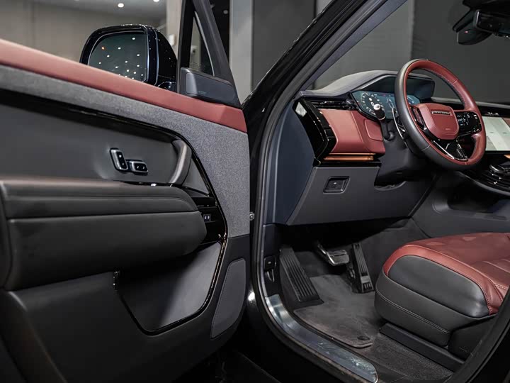 Land Rover Range Rover Sport — фото 15
