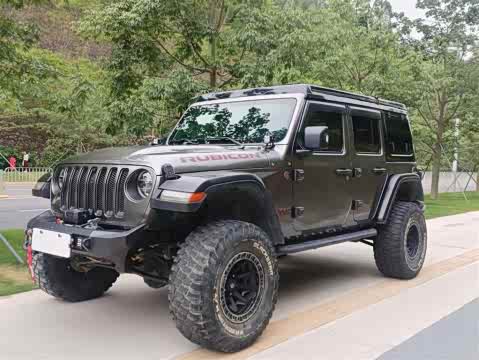 Jeep Wrangler — фото 11