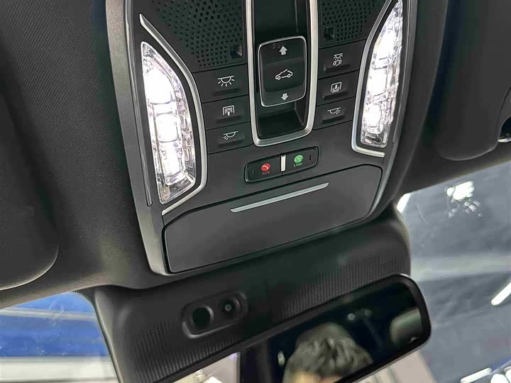 Trumpchi GS8 2024 2.0 TGDI 4 WD 7 — фото 17
