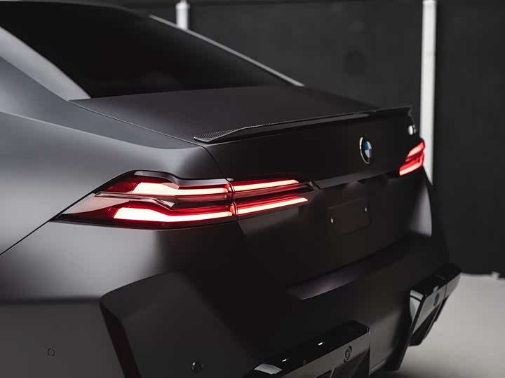 BMW M5 2025 M 5 — фото 4