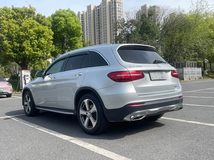 Mercedes-Benz GLC 260 4MATIC люкс — фото 14