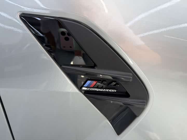 BMW M4 — фото 13