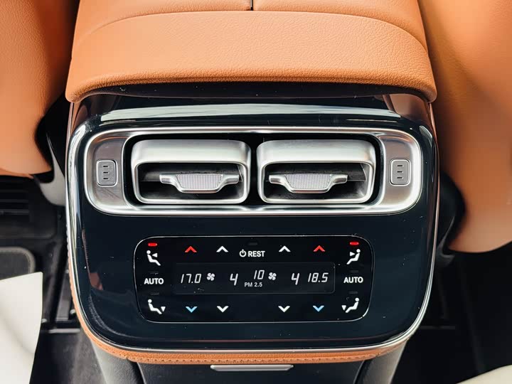 Mercedes-Benz S-Class 2024 S 400 L — фото 19