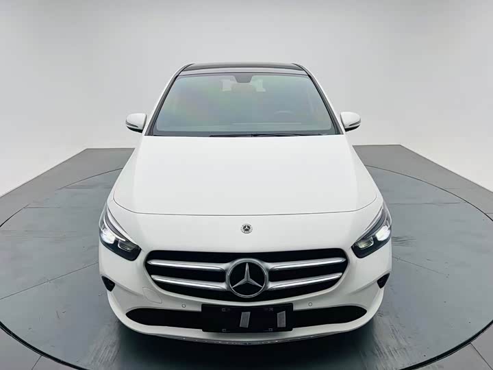 Mercedes-Benz B-Class 2021 B 200 — фото 1