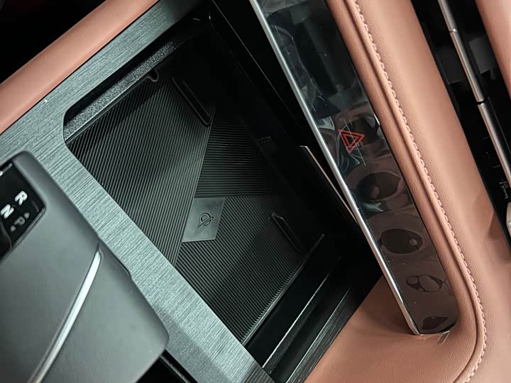 Changan CS75 PLUS 2025 1.5 T — фото 25