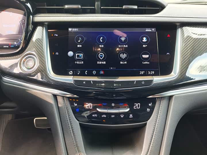 Cadillac XT6 2025 2.0 T 4 WD — фото 14