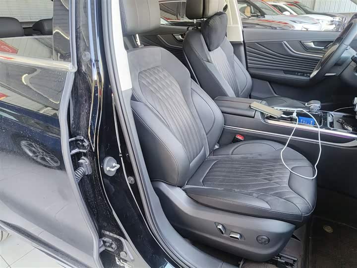 Hongqi HS5 2023 2.0 T 4 WD Pro — фото 24
