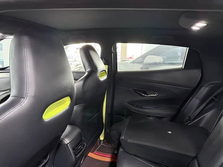 Changan UNI-T 2022 1.5 T Flagship — фото 11