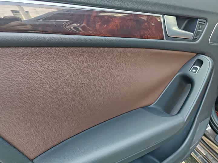 Audi A4L 2016 35 TFSI S line Comfort — фото 8
