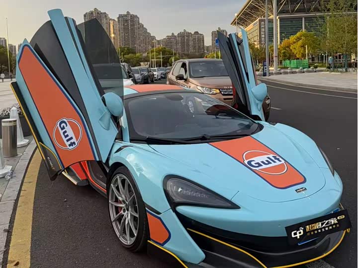 McLaren 600 2019 3.8 T Spider — фото 2