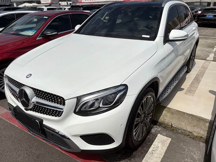 Mercedes-Benz GLC 2016 GLC 200 4 MATIC