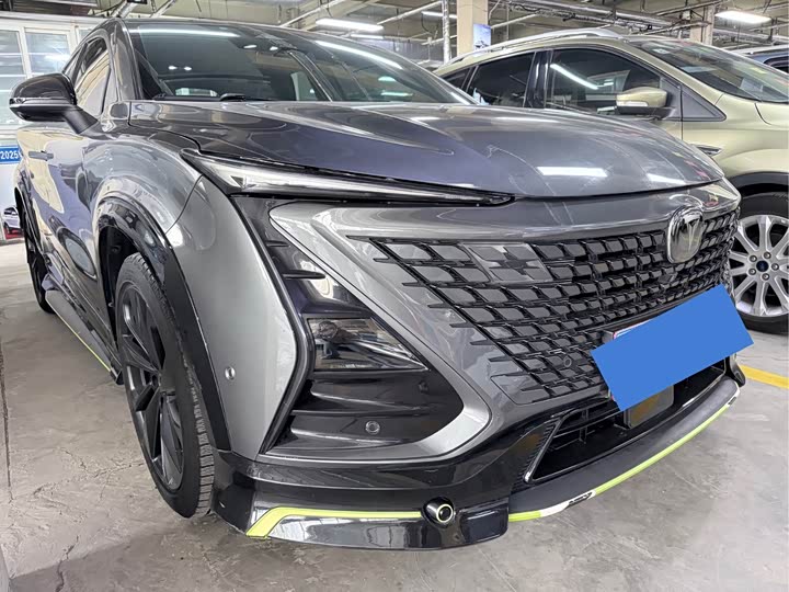 Changan UNI-T 2022 1.5 T Flagship — фото 3
