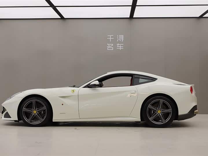 Ferrari F12berlinetta 2013 6.3 L Standard — фото 3