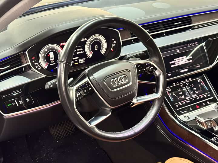 Audi A8 2023 A 8 L 50 TFSI quattro — фото 13