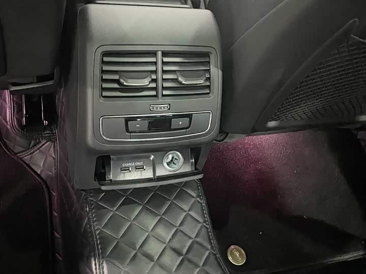 Audi A4L 2023 40 TFSI quattro — фото 9