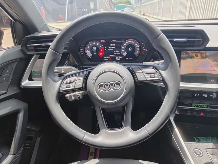 Audi A3 Sportback 35 TFSI спорт — фото 13