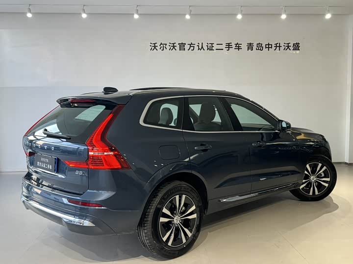 Volvo XC60 2025 B 5 4 WD — фото 4
