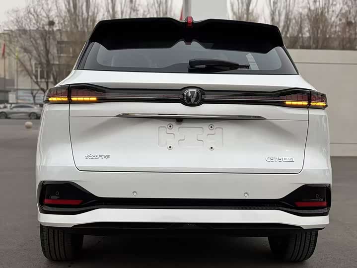 Changan CS75 PLUS 2025 1.5 T — фото 8