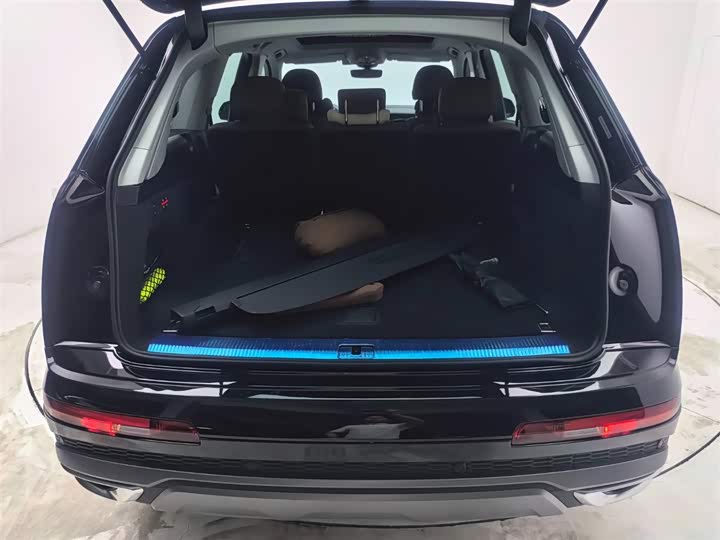 Audi Q7 2023 55 TFSI quattro S line Sport — фото 23