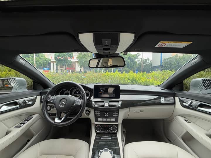 Mercedes-Benz CLS 320 — фото 14