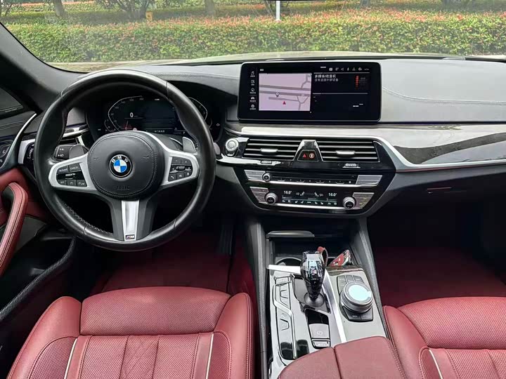 BMW 5-Series 2022 530 Li M — фото 4