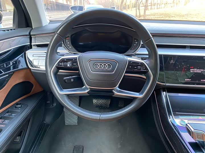 Audi A8 2024 A 8 L 50 TFSI quattro — фото 13