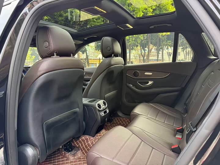 Mercedes-Benz GLC 2020 GLC 300 L 4 MATIC Luxury — фото 7