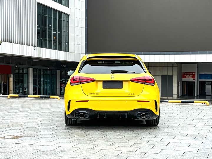 Mercedes-Benz A-Class 2022 AMG A 35 4 MATIC — фото 16