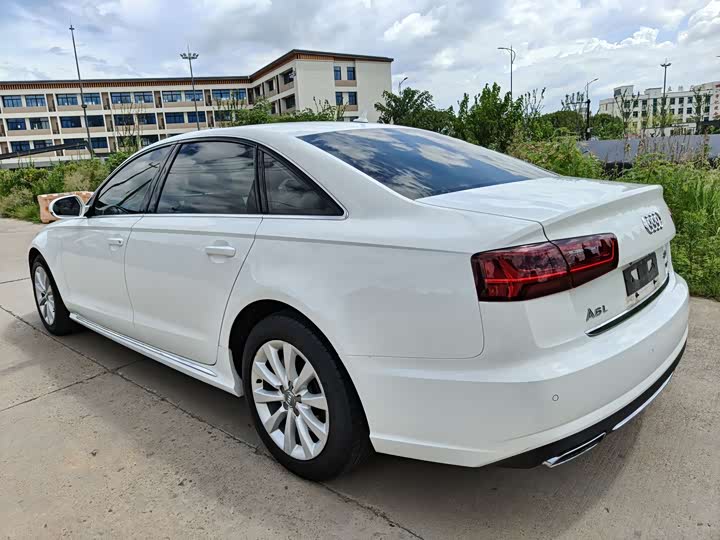 Audi A6L 2017 TFSI — фото 4