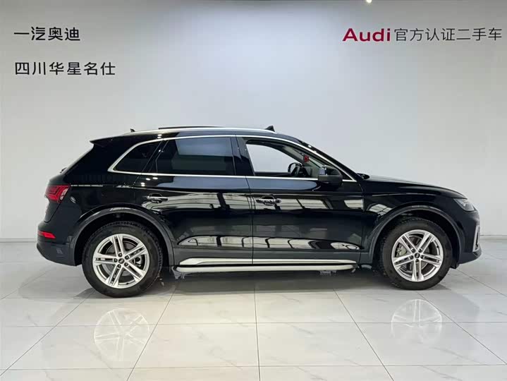 Audi Q5L 2023 40 T — фото 3