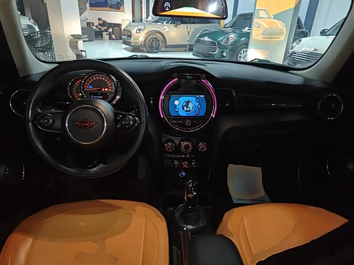 MINI Hatch — фото 10