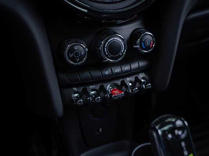 MINI Hatch — фото 17