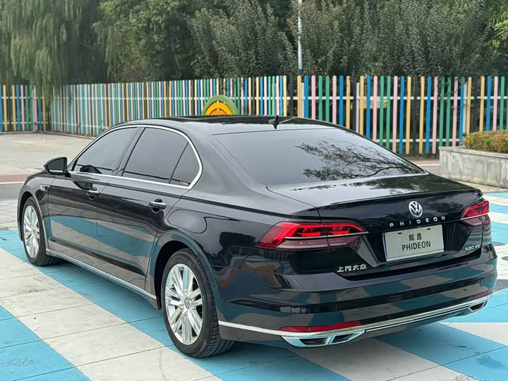 Volkswagen Phideon — фото 6