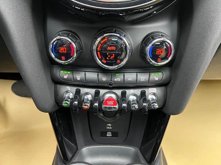 MINI Hatch — фото 14