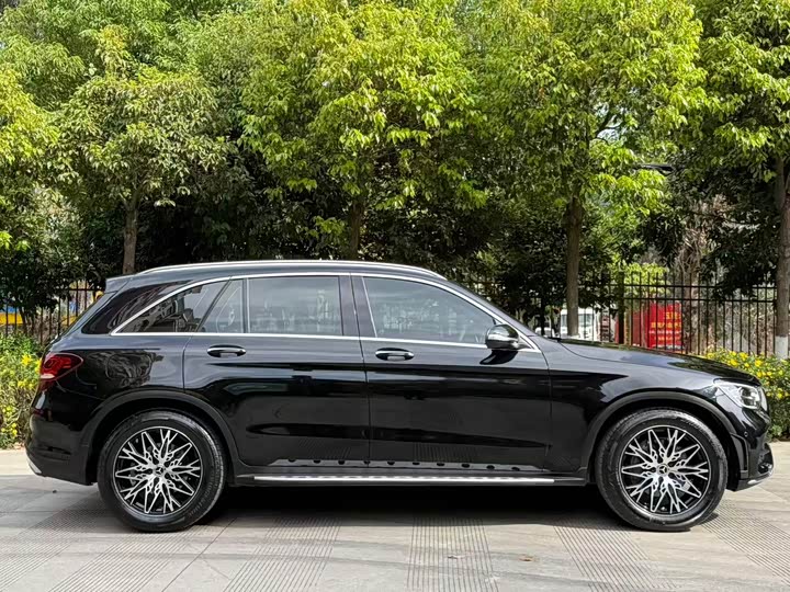 Mercedes-Benz GLC 2020 GLC 300 L 4 MATIC Luxury — фото 13