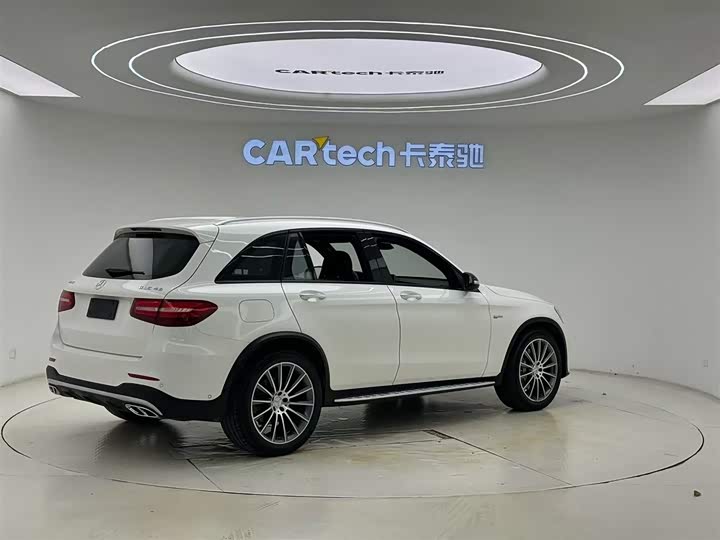 Mercedes-Benz GLC 2017 AMG GLC 43 4 MATIC — фото 5
