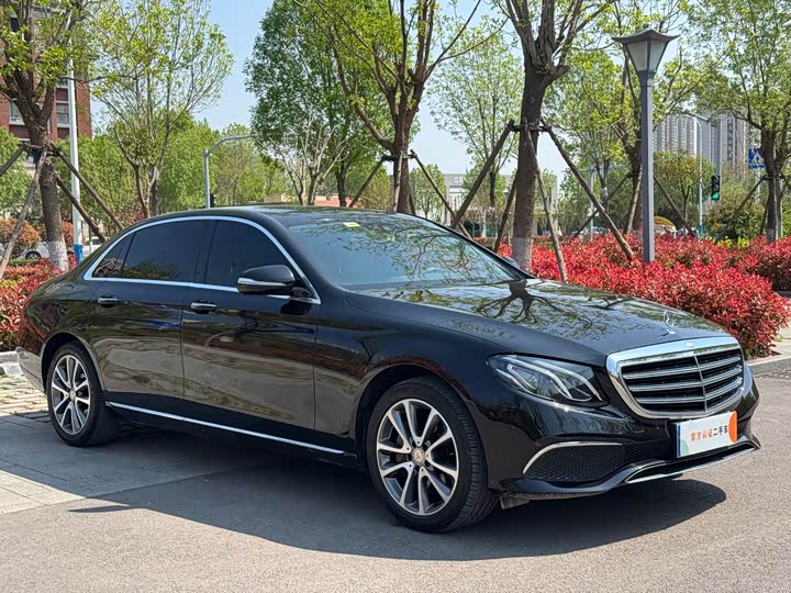 Mercedes-Benz E-Class 2016 E 300 L — фото 3